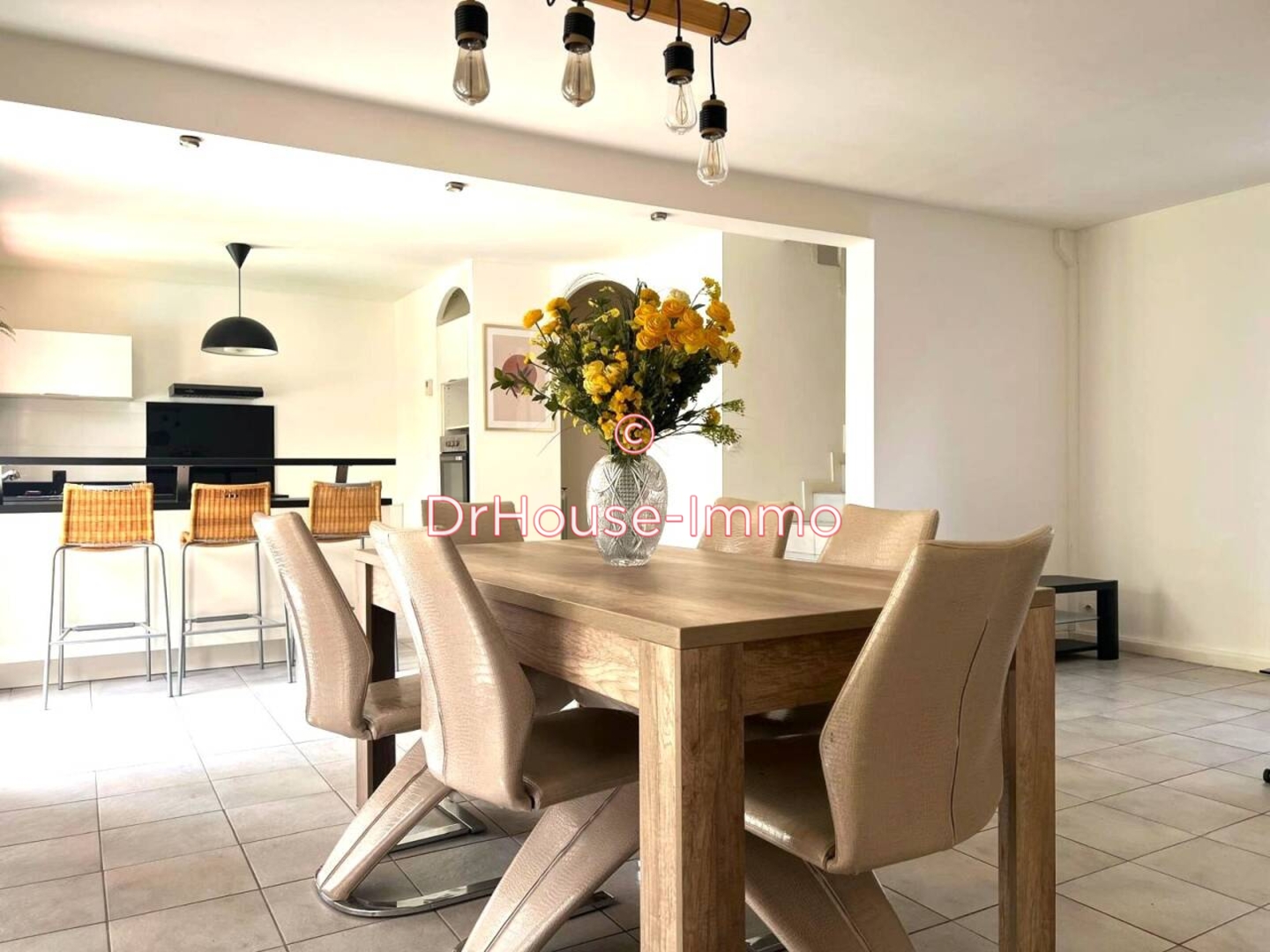 Maison 4 pièces de 95 m² - Vitrolles (13127)