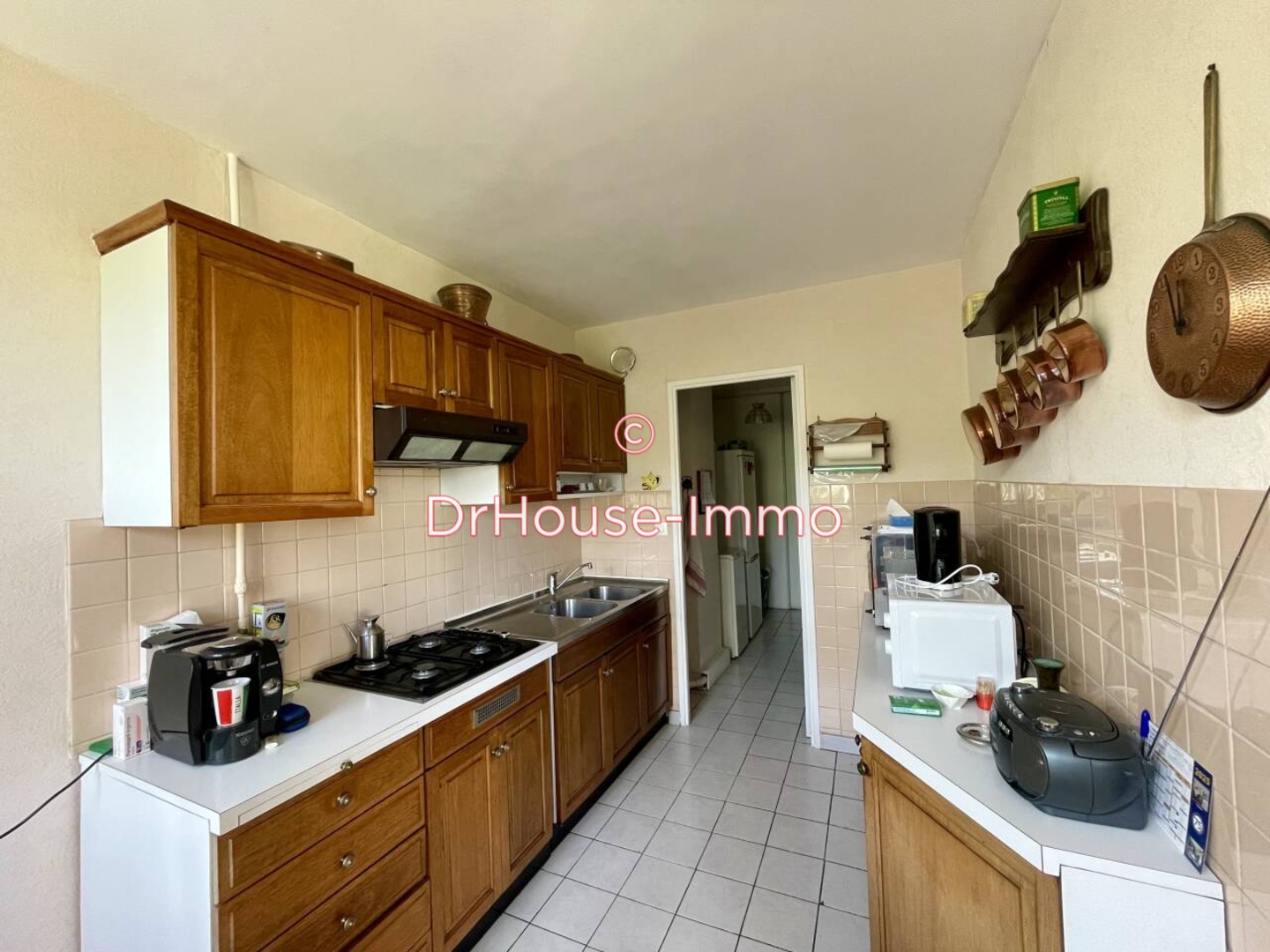 Appartement 3 pièces de 71 m² - Montreuil (93100)