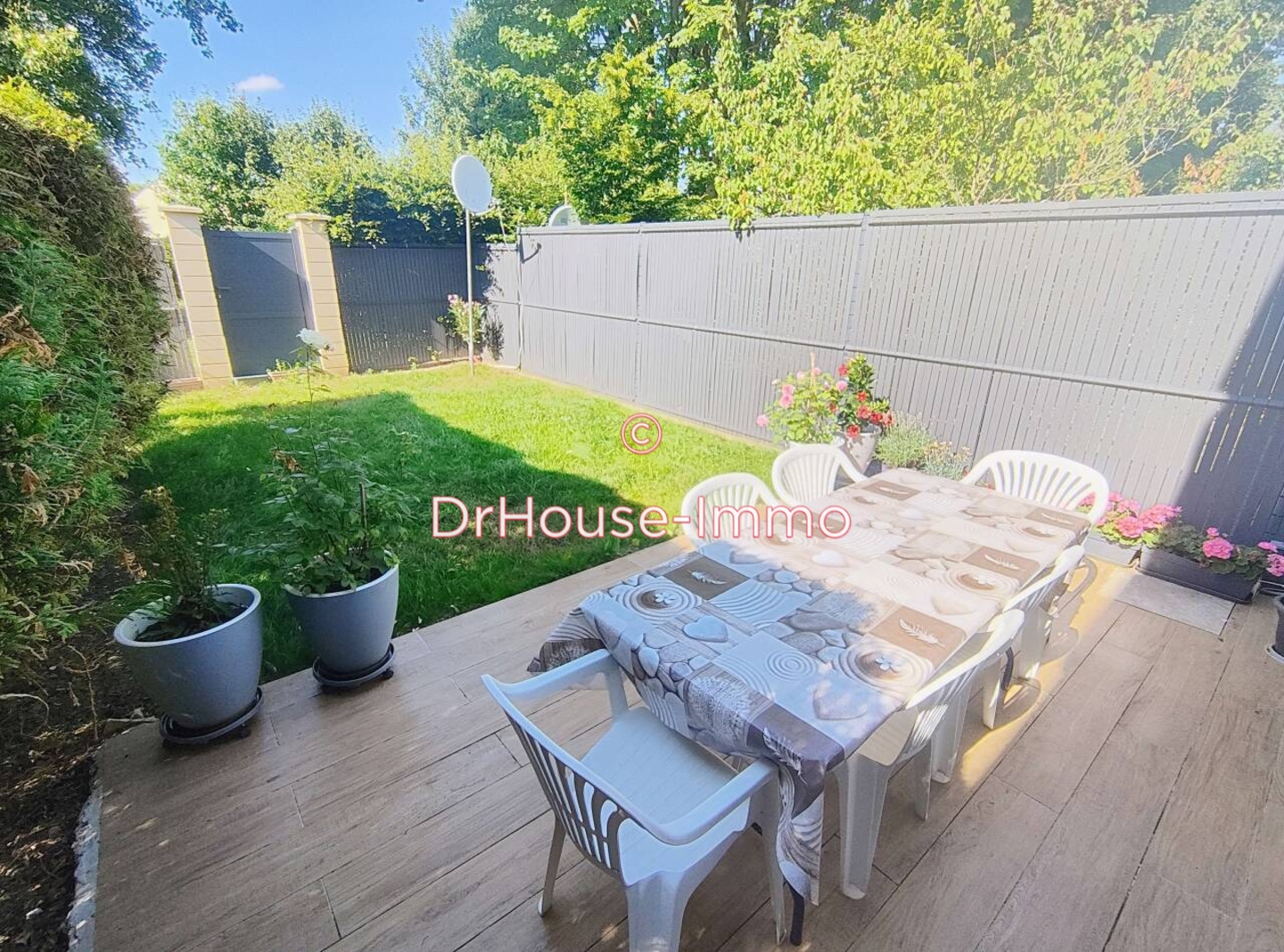 Maison 5 pièces de 100 m² - Louvres (95380)