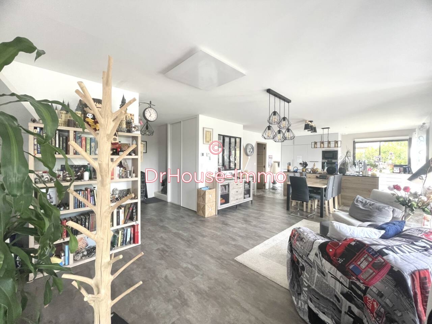 Maison 7 pièces de 165 m² - La Salvetat-Saint-Gilles (31880)
