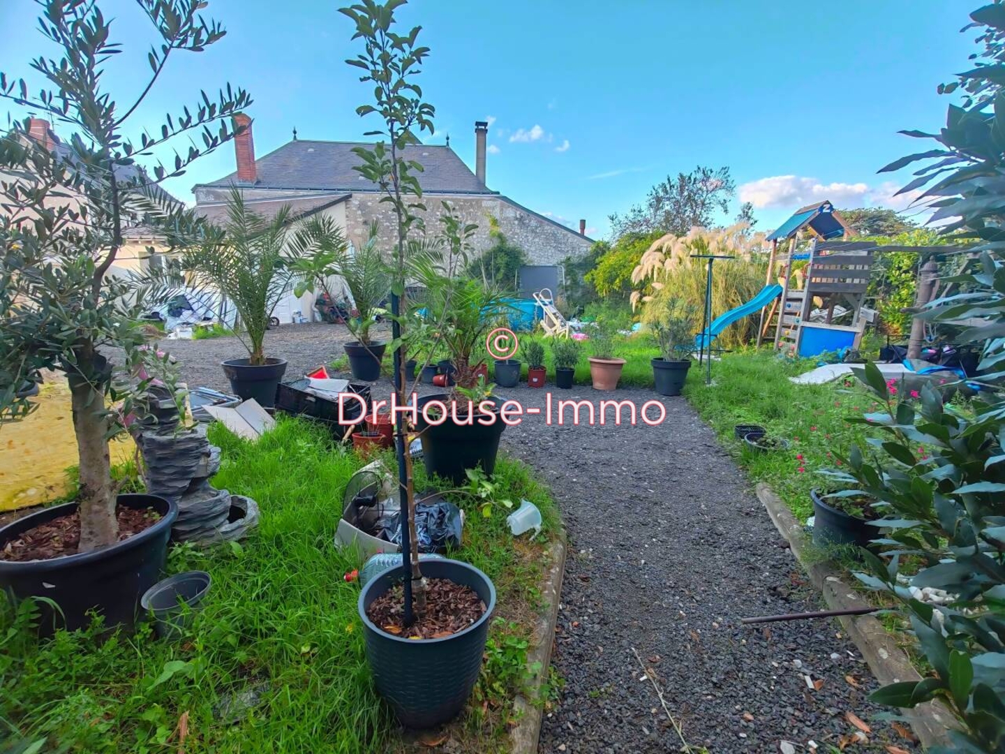 Maison 7 pièces de 139 m² - Port-de-Piles (86220)