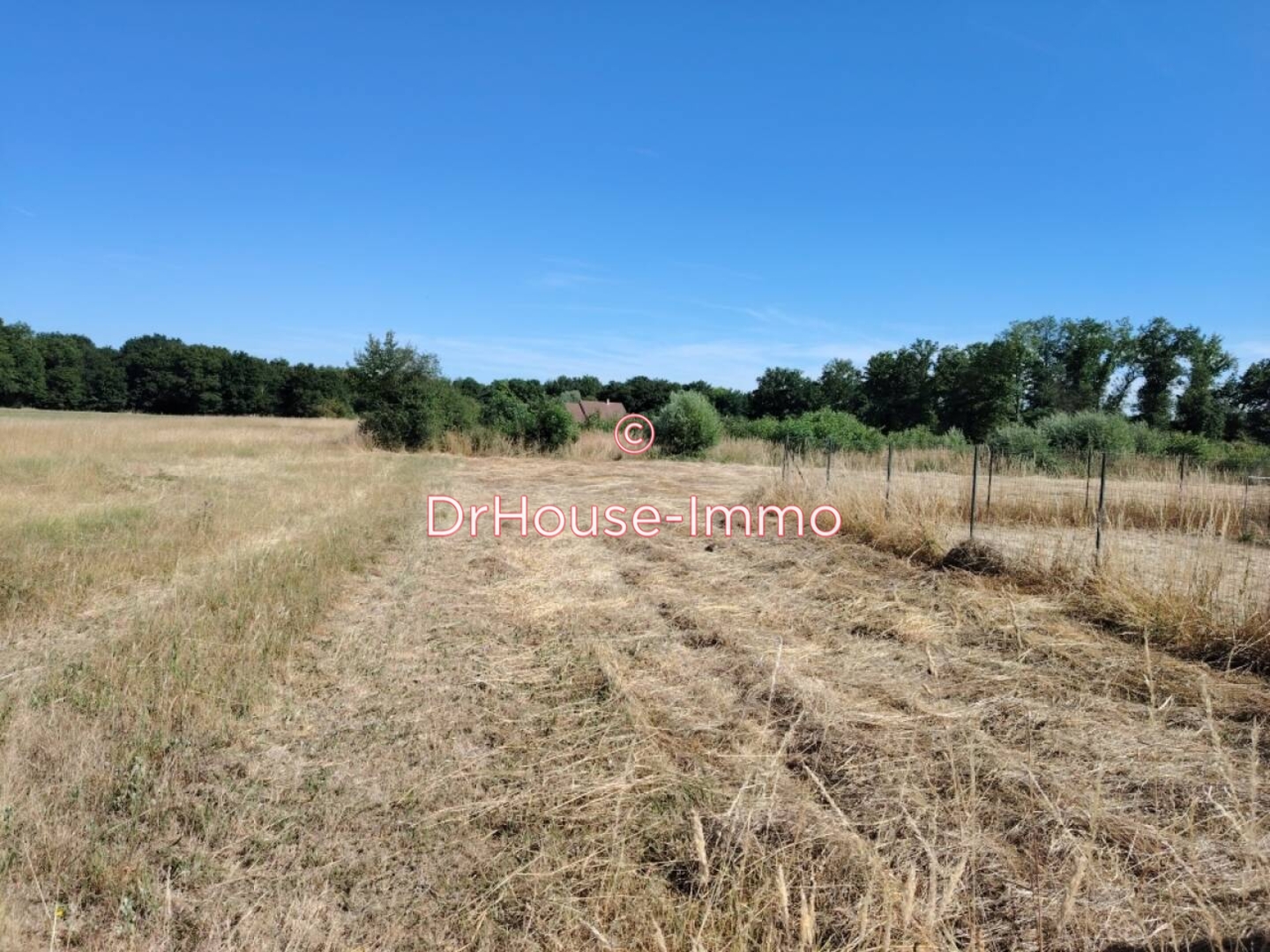 Terrain de 1 014 m² - Saint-Maurice-sur-Fessard (45700)