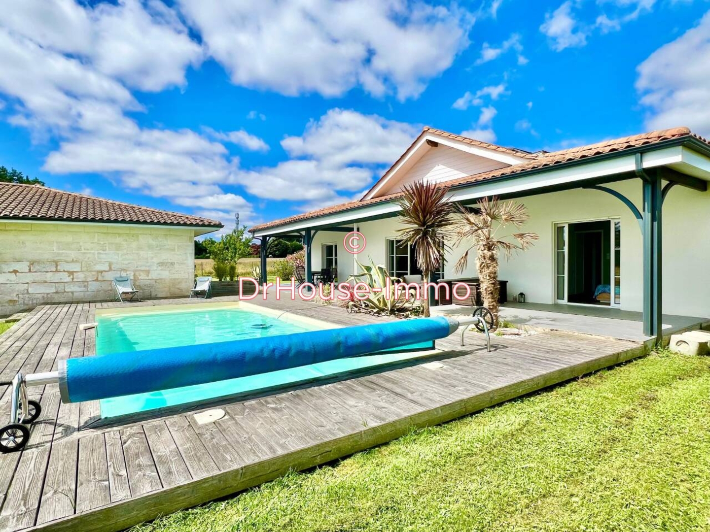 Maison 7 pièces de 181 m² - Saint-Loubès (33450)