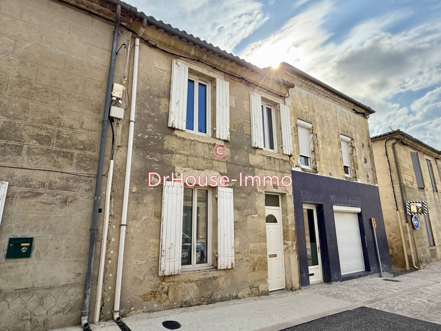 Maison 5 pièces de 145 m² - Sauveterre-de-Guyenne (33540)