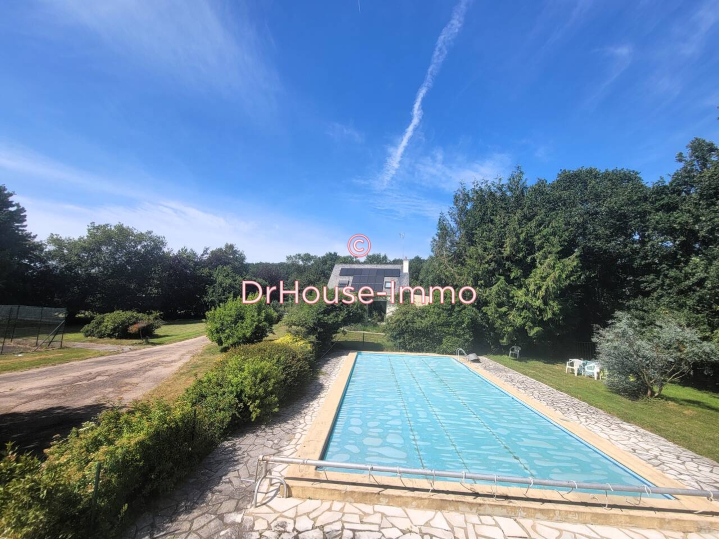 Maison 6 pièces de 147 m² - Roz-sur-Couesnon (35610)