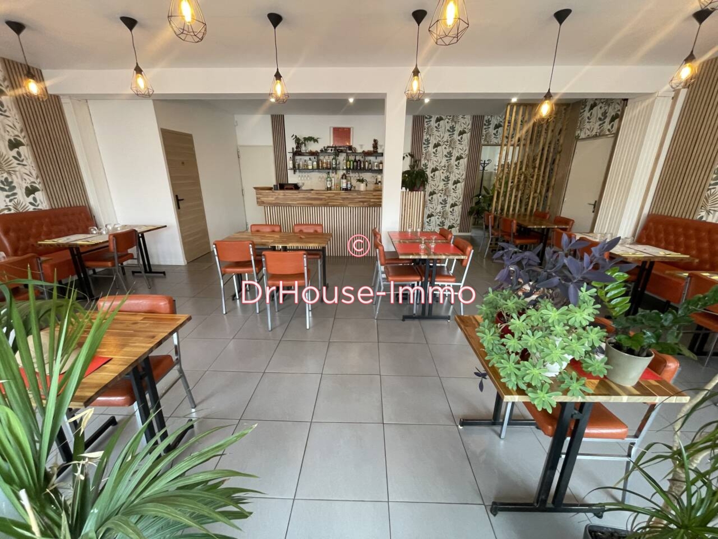 Commerce de 100 m² - Mitry-Mory (77290)