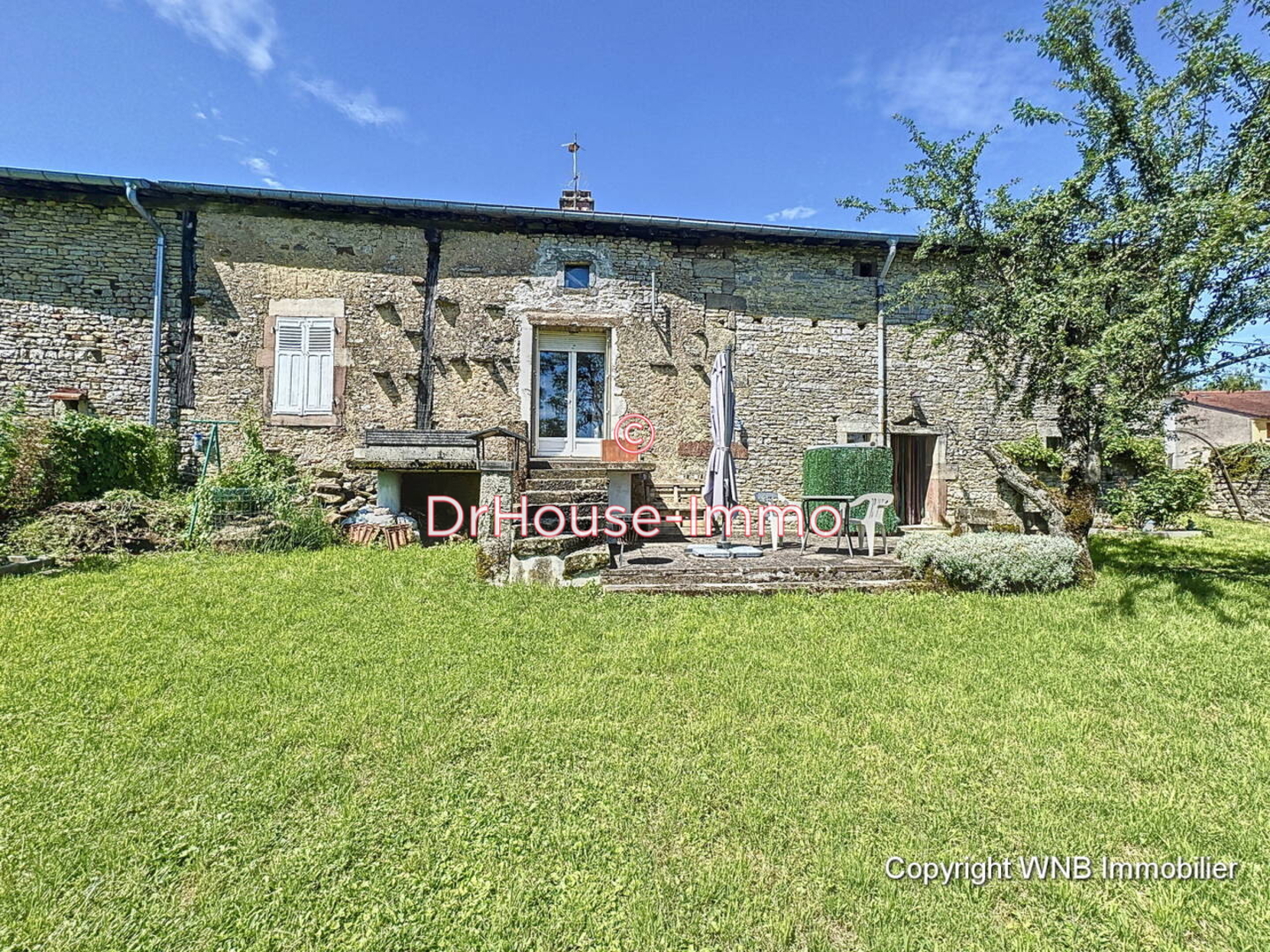 Maison 5 pièces de 137 m² - Martinvelle (88410)