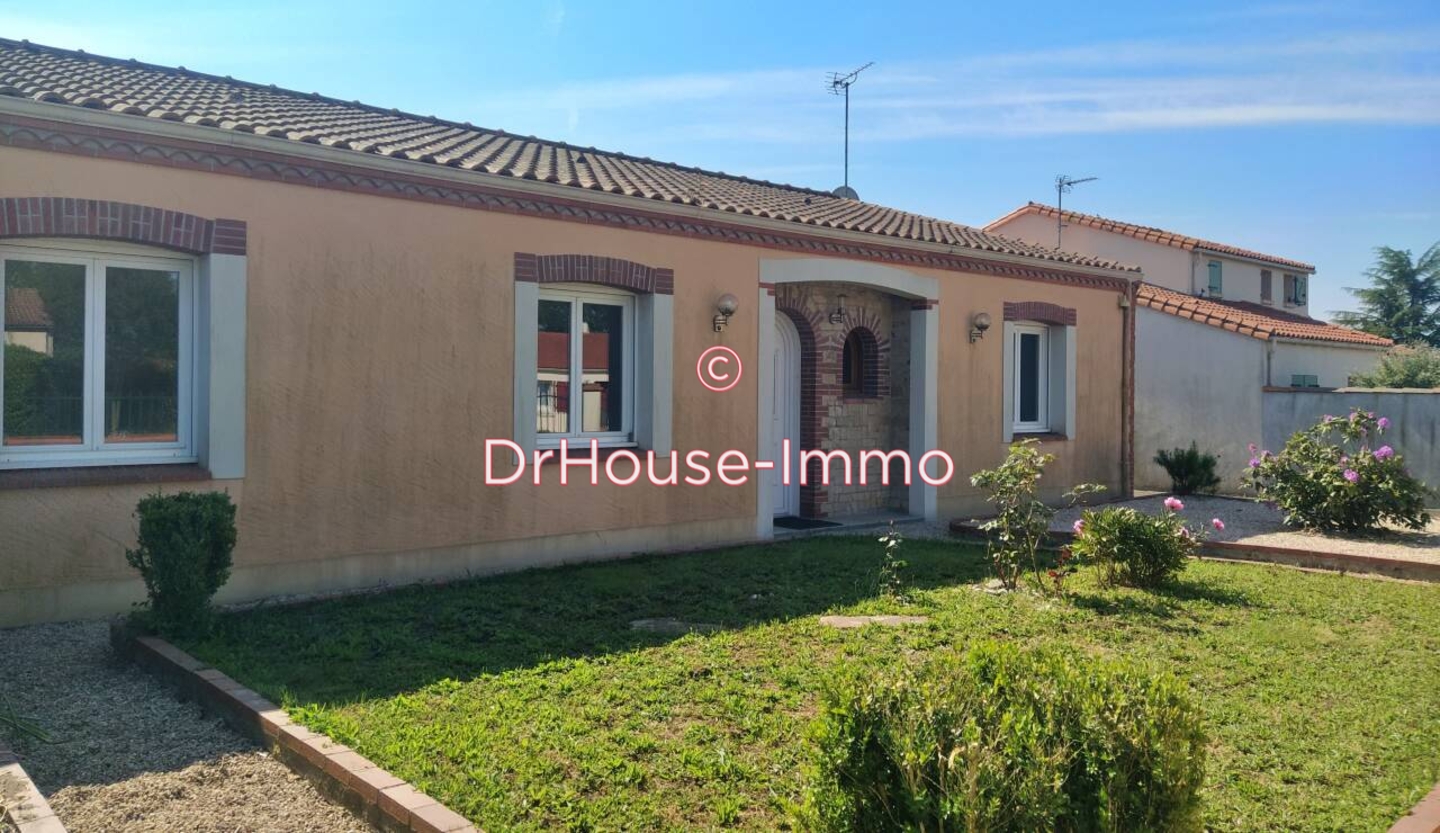 Maison 5 pièces de 159 m² - Boussay (44190)