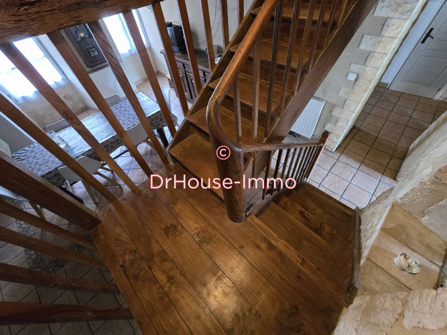 Maison 7 pièces de 186 m² - La Mothe-Saint-Héray (79800)