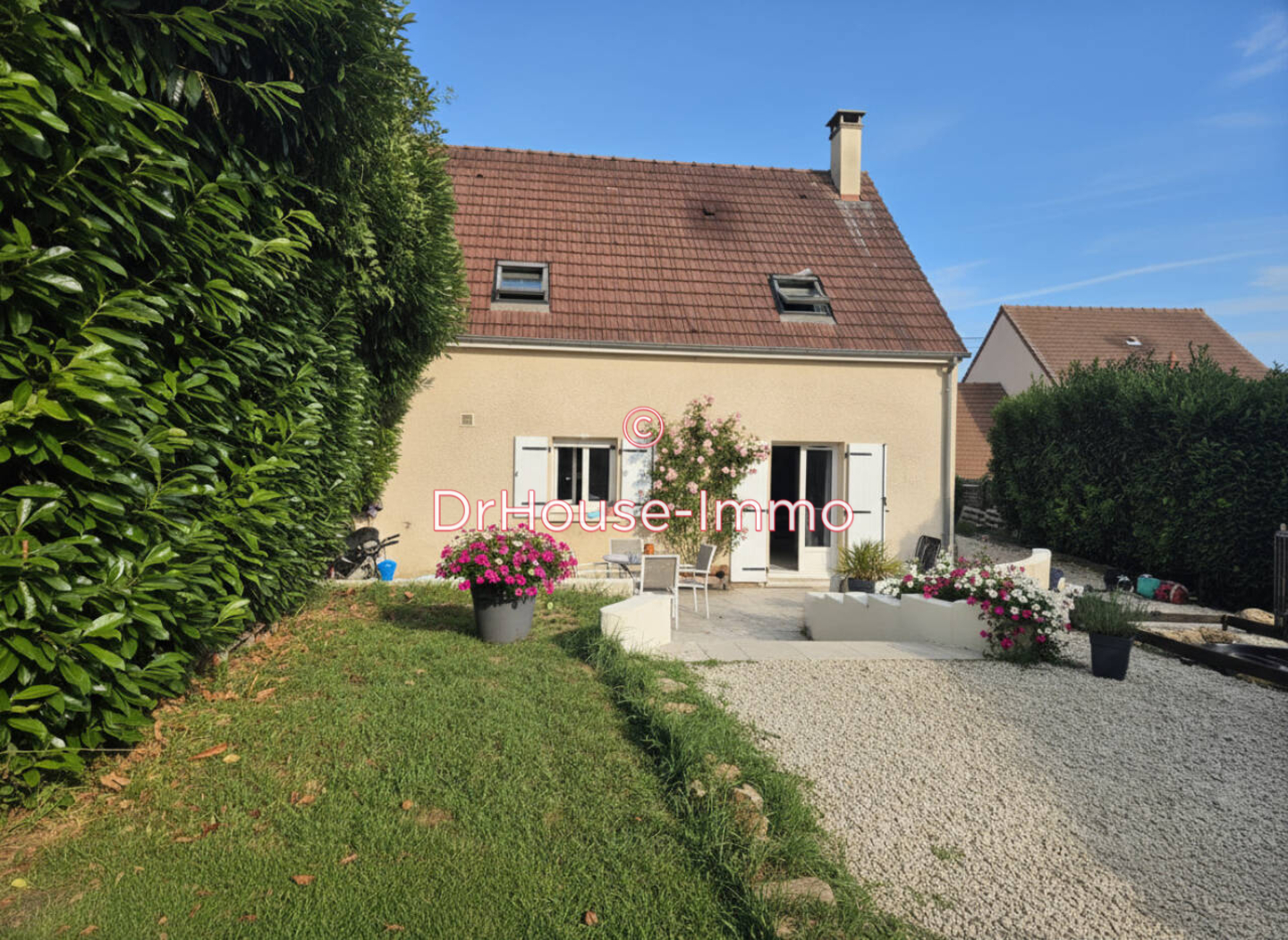 Maison 5 pièces de 92 m² - Mouroux (77120)