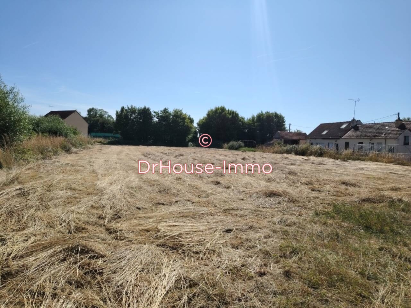 Terrain de 866 m² - Saint-Maurice-sur-Fessard (45700)