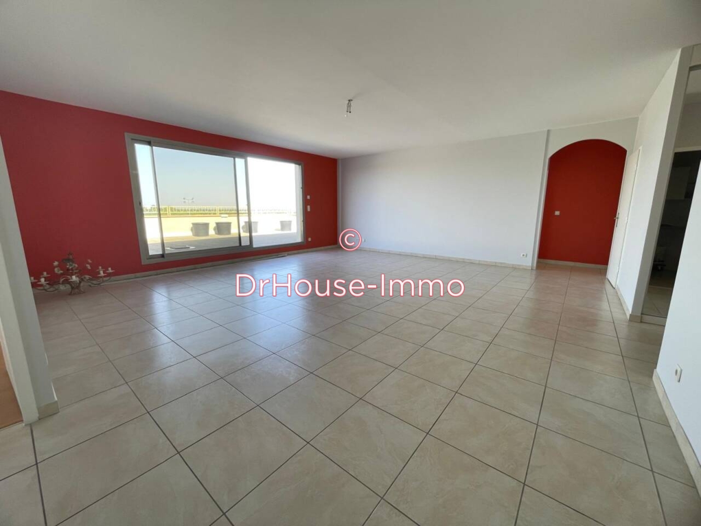 Appartement 5 pièces de 126 m² - Amilly (45200)