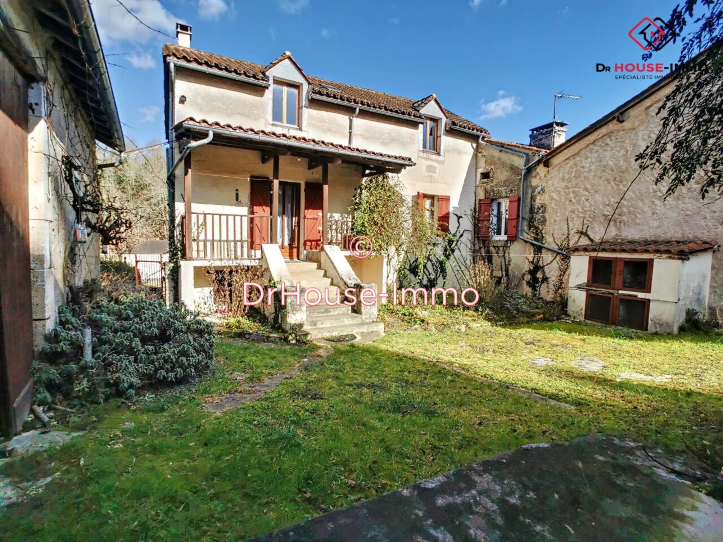 Maison 6 pièces de 130 m² - Brantôme (24310)