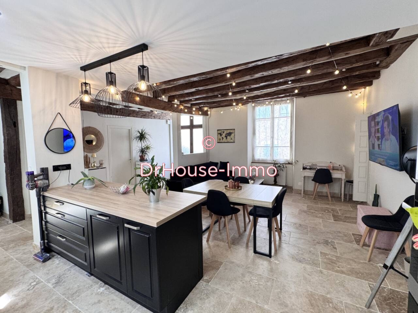 Maison 5 pièces de 132 m² - Le Blanc (36300)