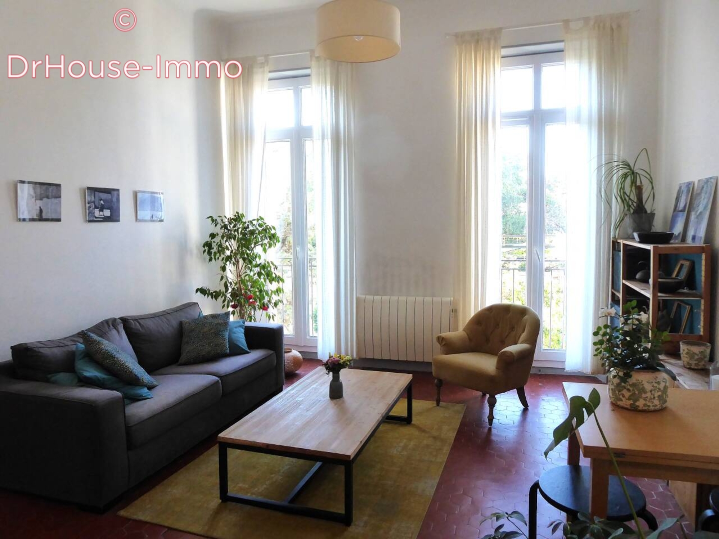 Photo 2 : Location Appartement 2 pièces Marseille 46 m²