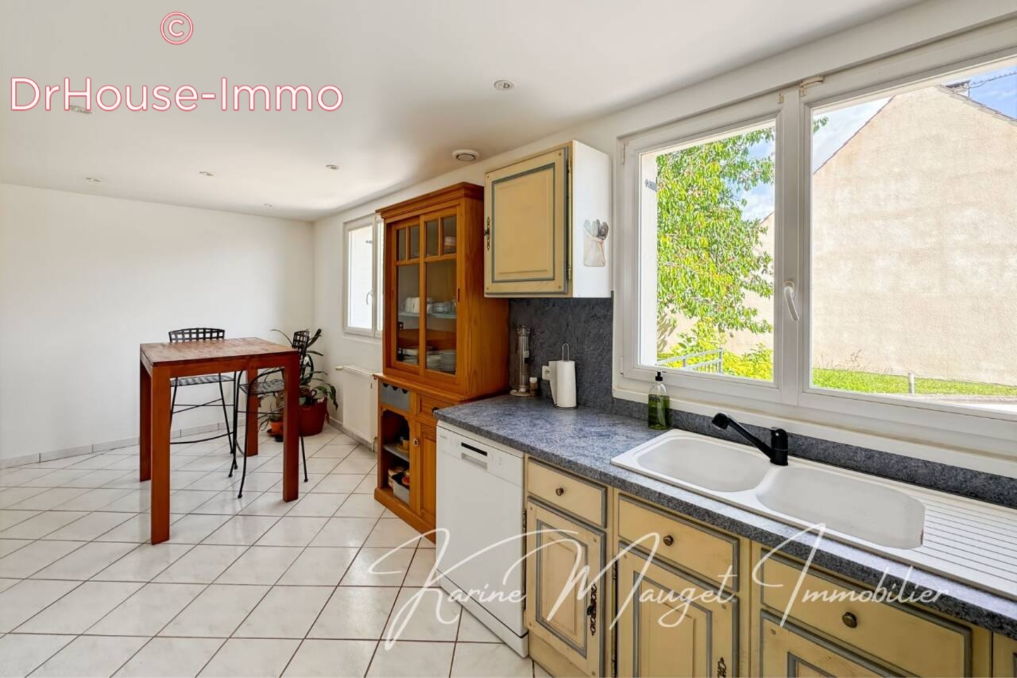 Photo 3 : Vente Maison 7 pièces Lumigny-Nesles-Ormeaux 160 m²