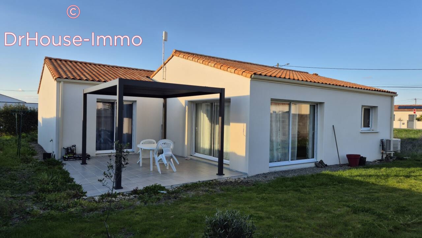 Photo 1 : Vente Maison 5 pièces Triaize 99 m²