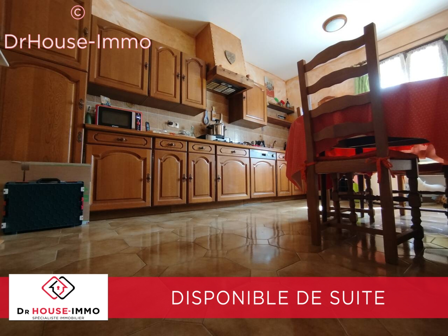 Photo 2 : Vente Maison 4 pièces La Tour-du-Crieu 85 m²