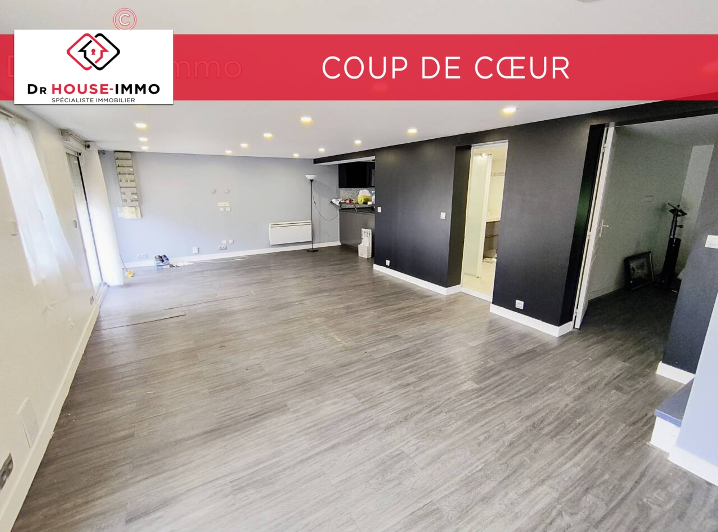 Photo 1 : Vente Maison 8 pièces Fosses 156 m²
