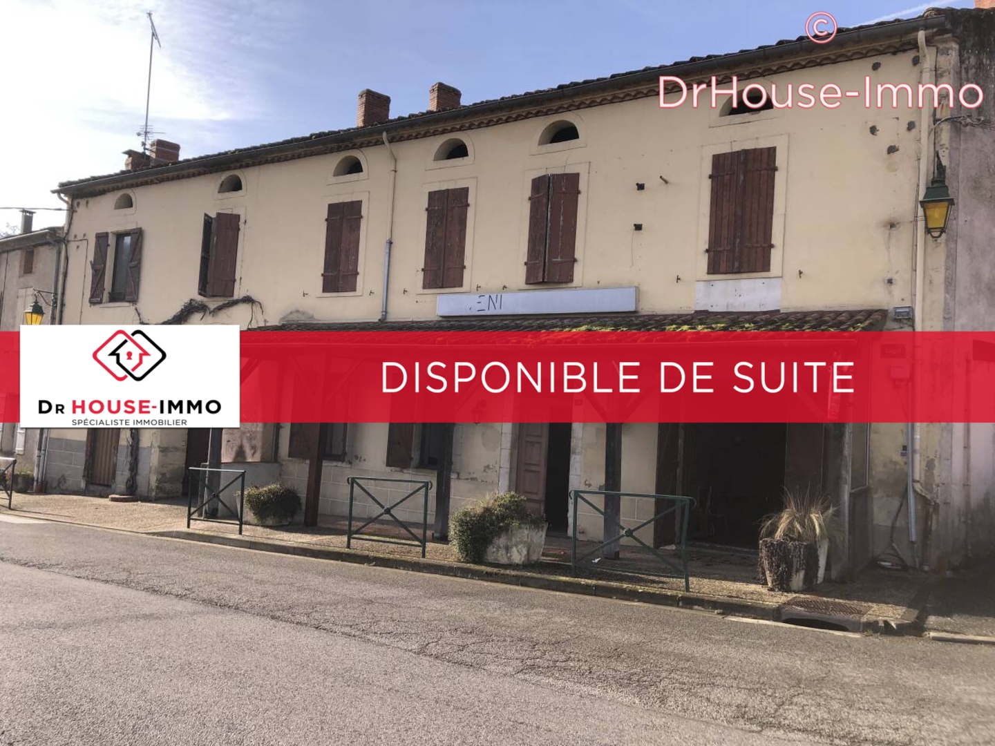 Photo 1 : Vente Maison 20 pièces Pailhès 600 m²