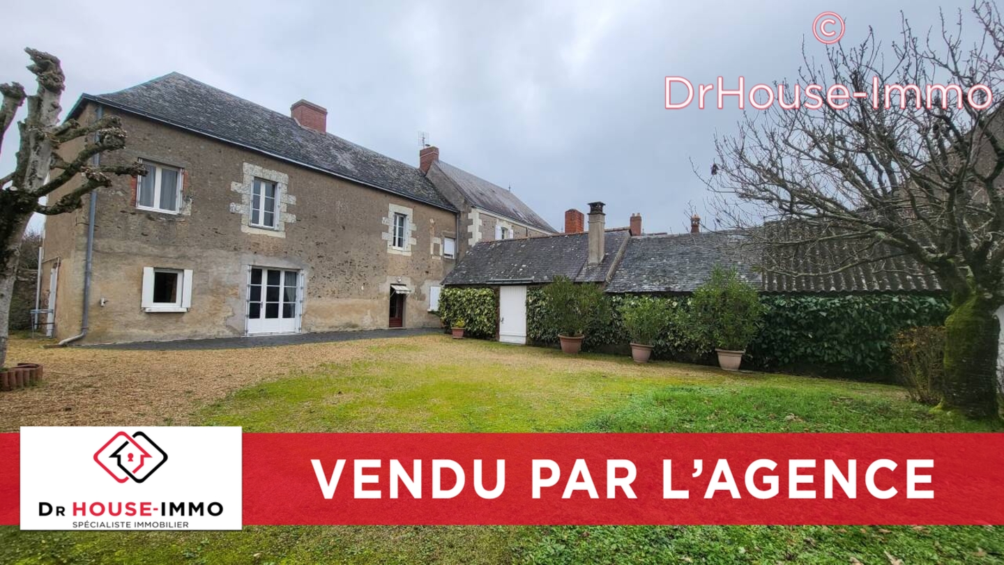 Photo 1 : Vente Maison 7 pièces Saint-Aubin-de-Luigné 113 m²