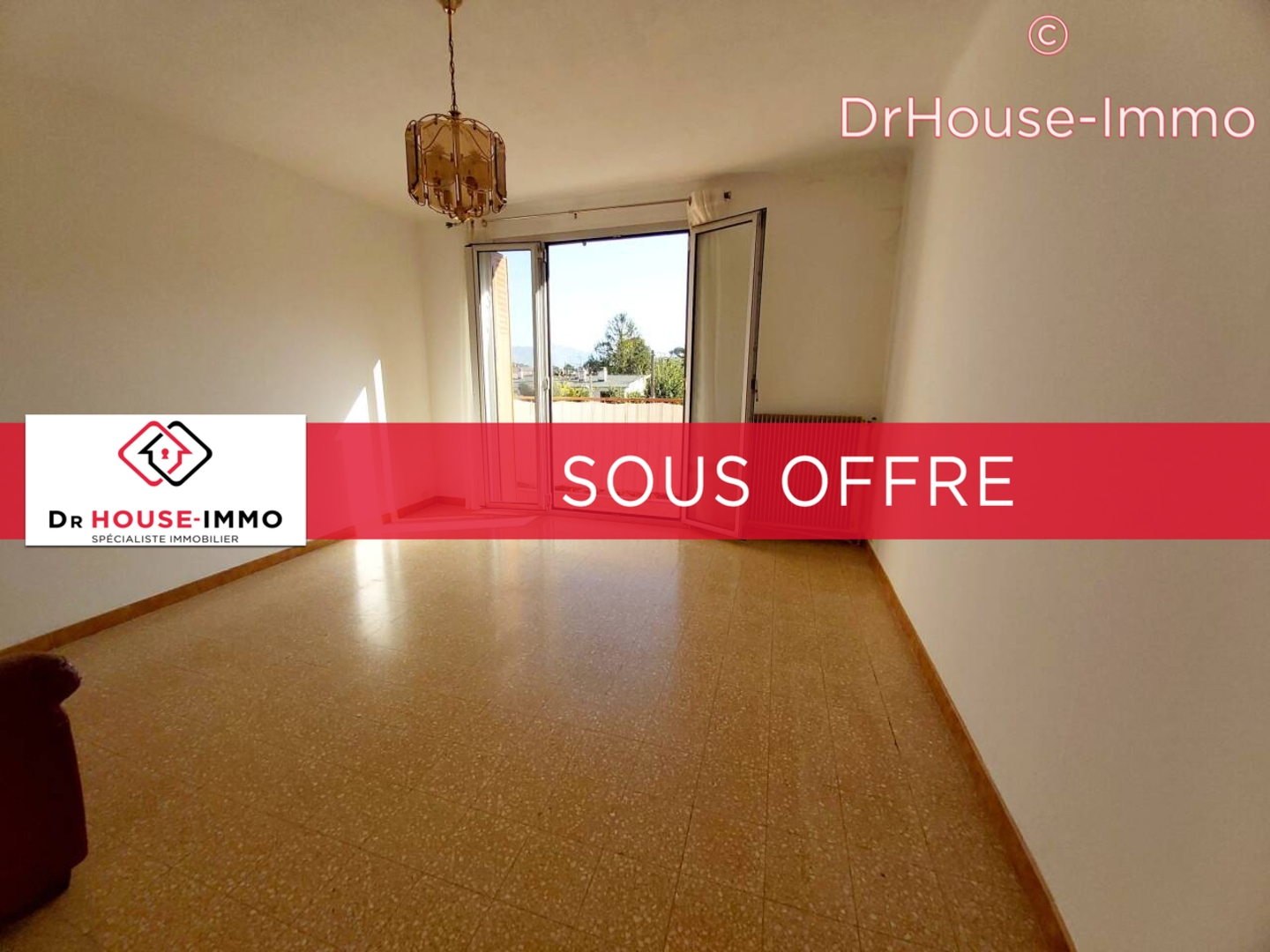 Photo 1 : Vente Appartement 4 pièces La Penne-sur-Huveaune 67 m²