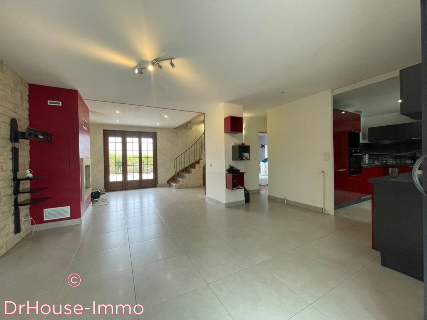 Photo 3 : Vente Maison 7 pièces Quiers-sur-Bézonde 150 m²