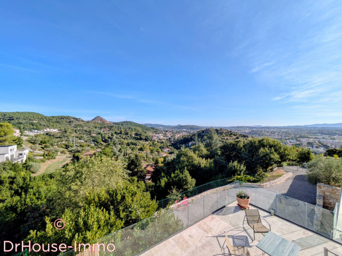 Photo 2 : Vente Maison 5 pièces Alès 155 m²