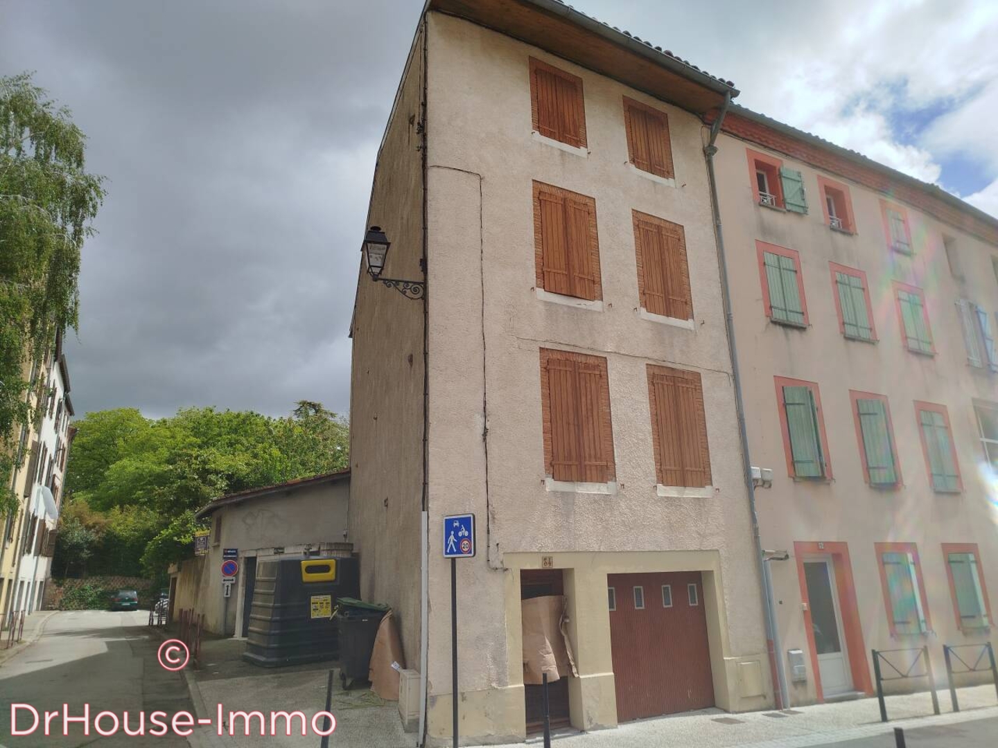Image des la section Servies