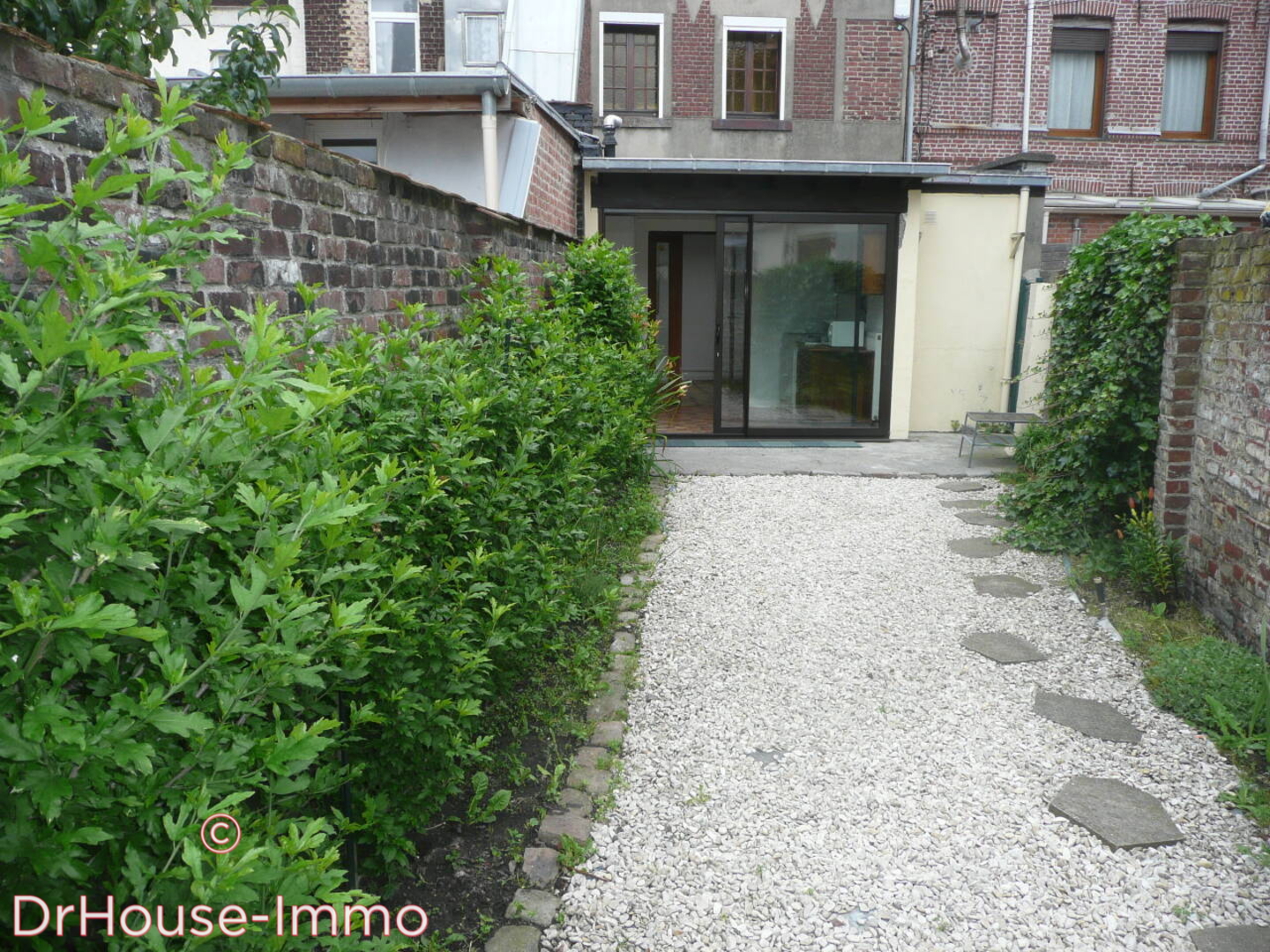 Photo 1 : Vente Immeuble 6 pièces Lille 110 m²