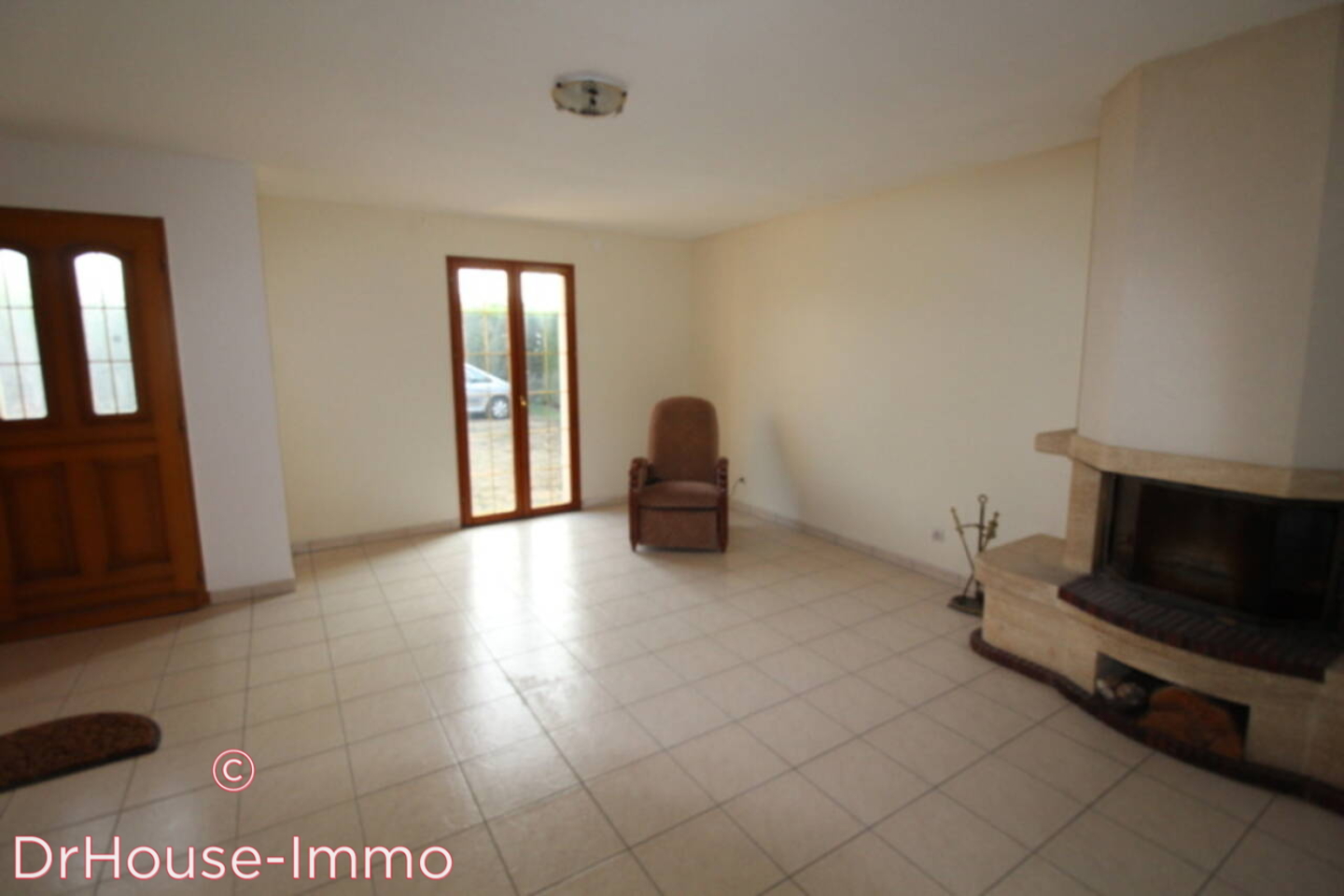 Photo 3 : Vente Maison 8 pièces Souppes-sur-Loing 160 m²