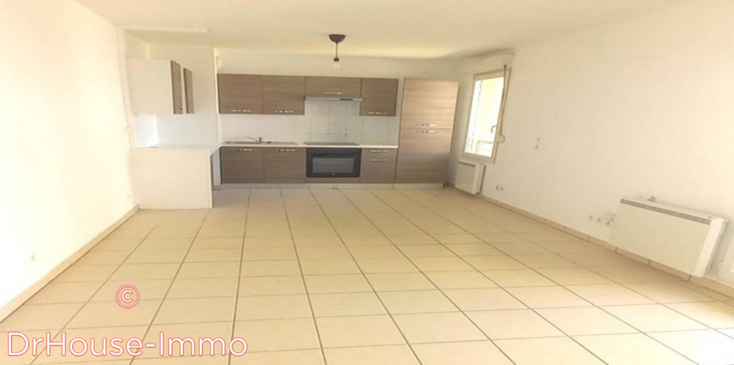 Photo 3 : Vente Appartement 2 pièces Bourgoin-Jallieu 40 m²