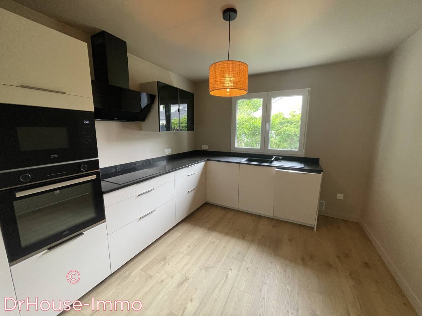 Photo 1 : Vente Maison 6 pièces Montcourt-Fromonville 110 m²