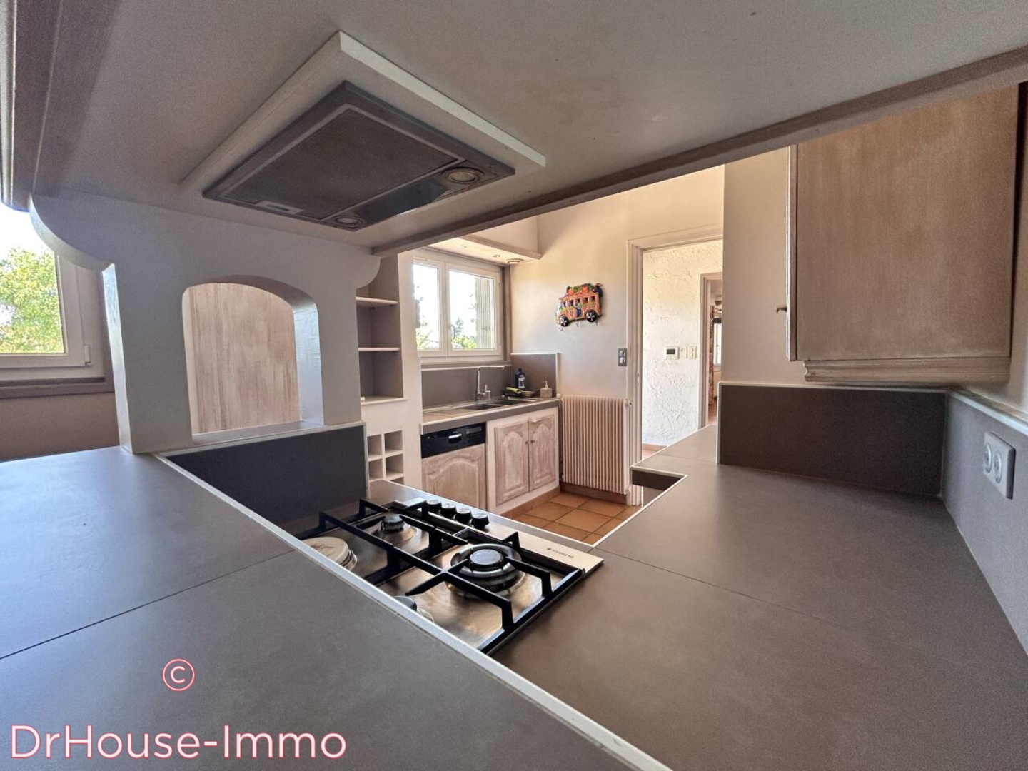 Photo 3 : Vente Maison 6 pièces Saint-Bernard 205 m²