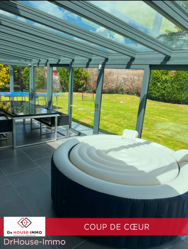 Photo 1 : Vente Maison 8 pièces Wattrelos 191 m²