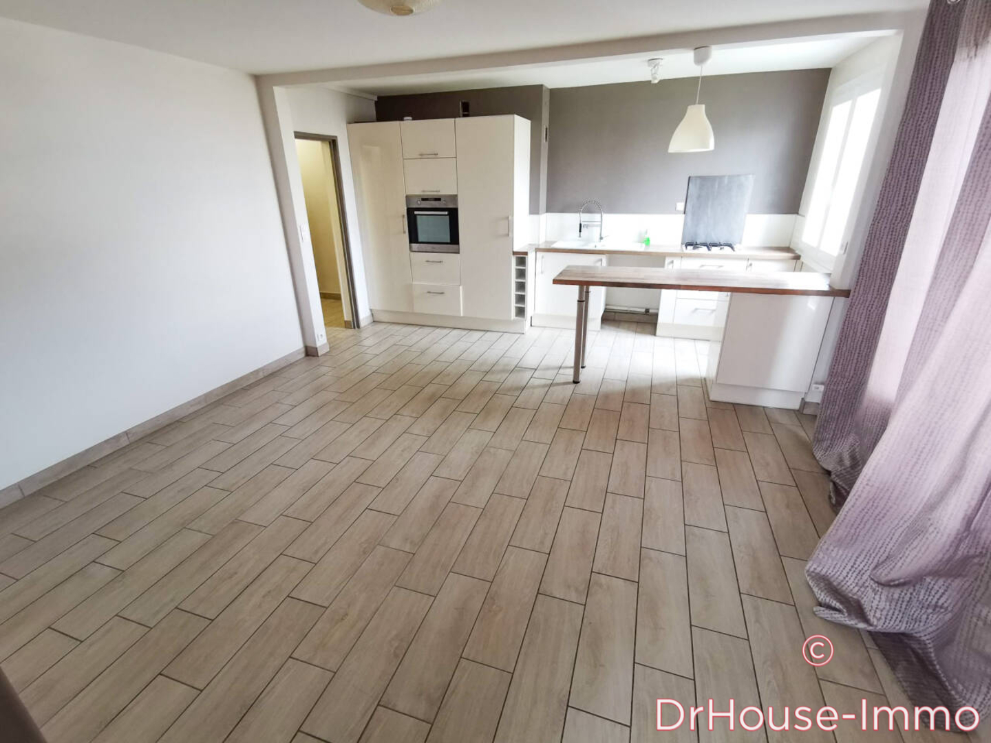 Photo 2 : Location Appartement 2 pièces Tours 47 m²