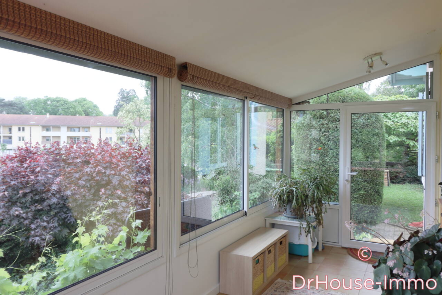 Photo 2 : Location Maison 7 pièces Saint-Germain-au-Mont-d'Or 139 m²