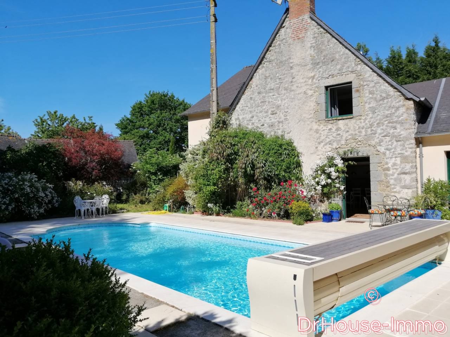 Photo 3 : Vente Maison 8 pièces Mayenne 300 m²