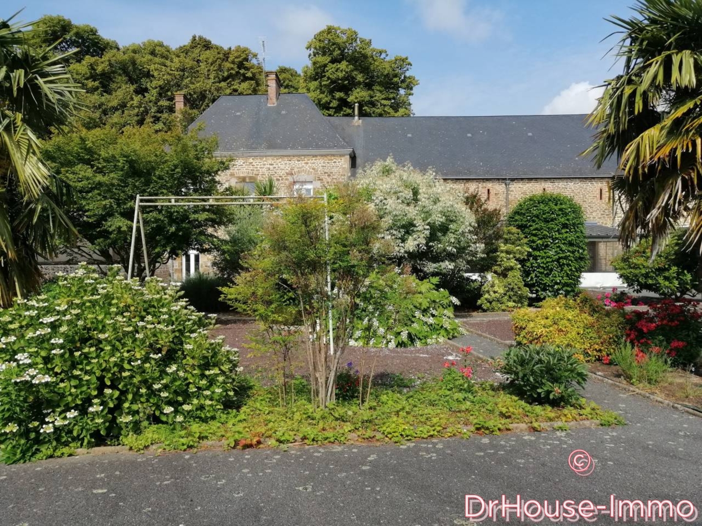 Photo 3 : Vente Maison 11 pièces Ernée 172 m²