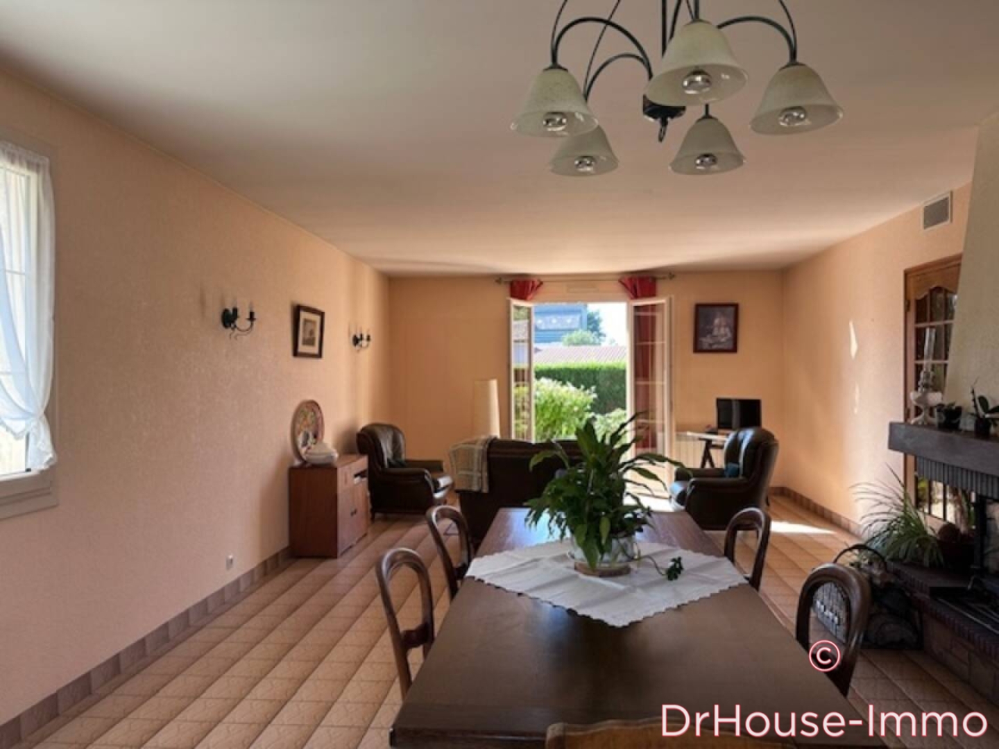 Photo 3 : Vente Maison 9 pièces Sillé-le-Philippe 182 m²