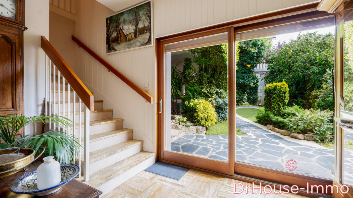 Photo 1 : Vente Maison 9 pièces Poitiers 300 m²