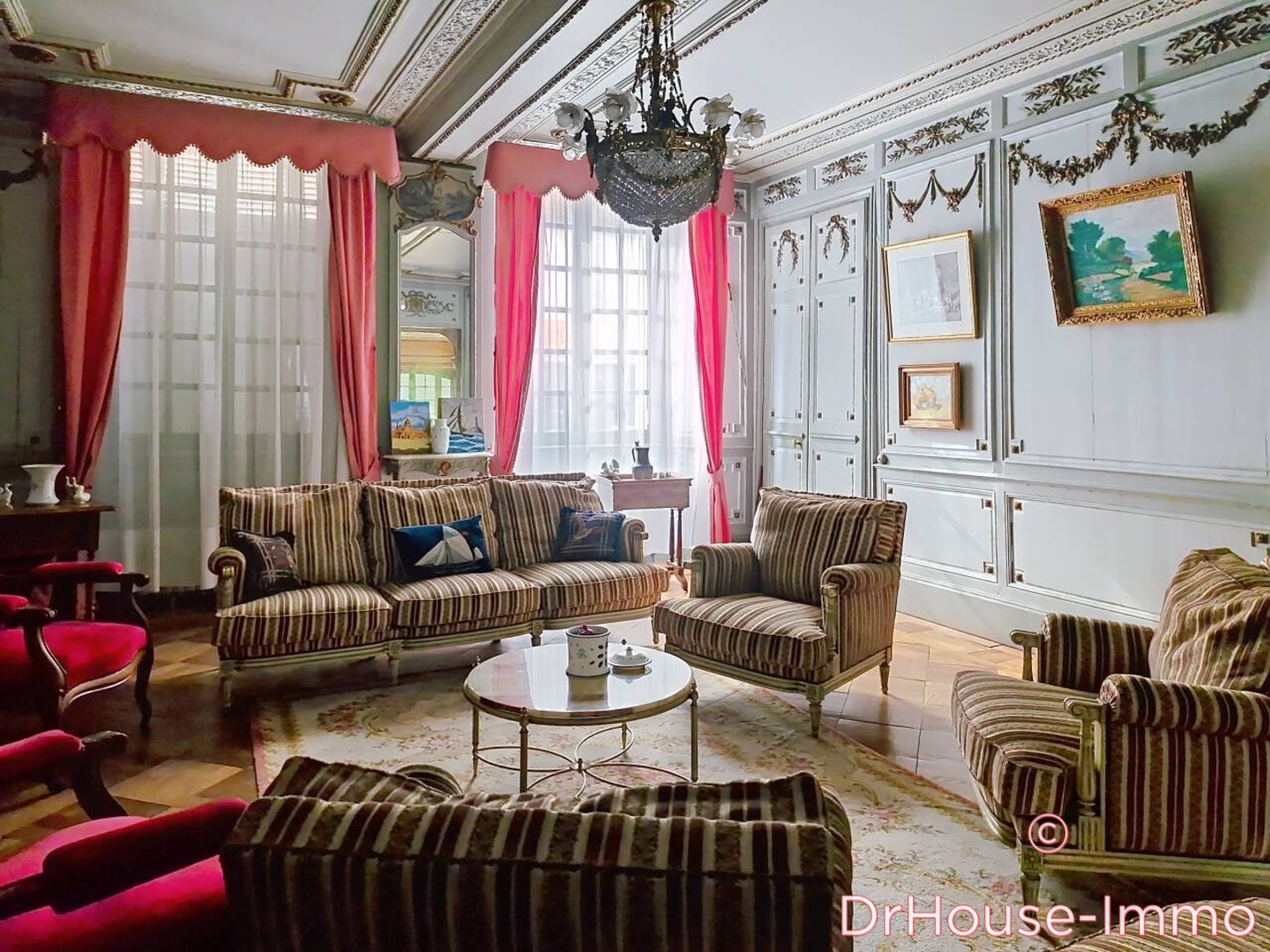 Photo 3 : Vente Maison 10 pièces Saint-Pierre-sur-Dives 208 m²