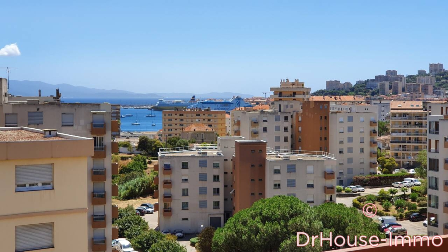 Photo 2 : Vente Appartement 3 pièces Ajaccio 93 m²
