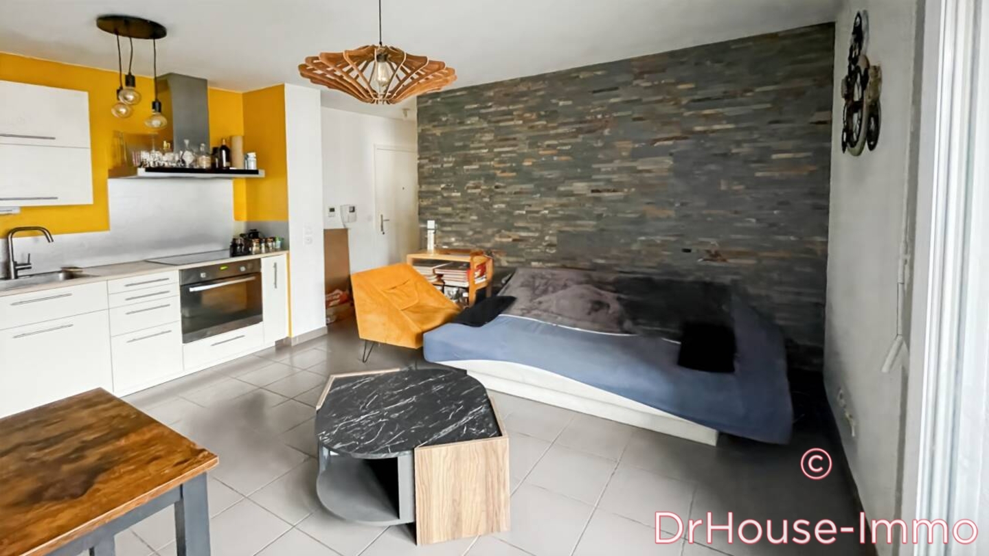 Photo 3 : Vente Appartement 2 pièces Jassans-Riottier 42 m²