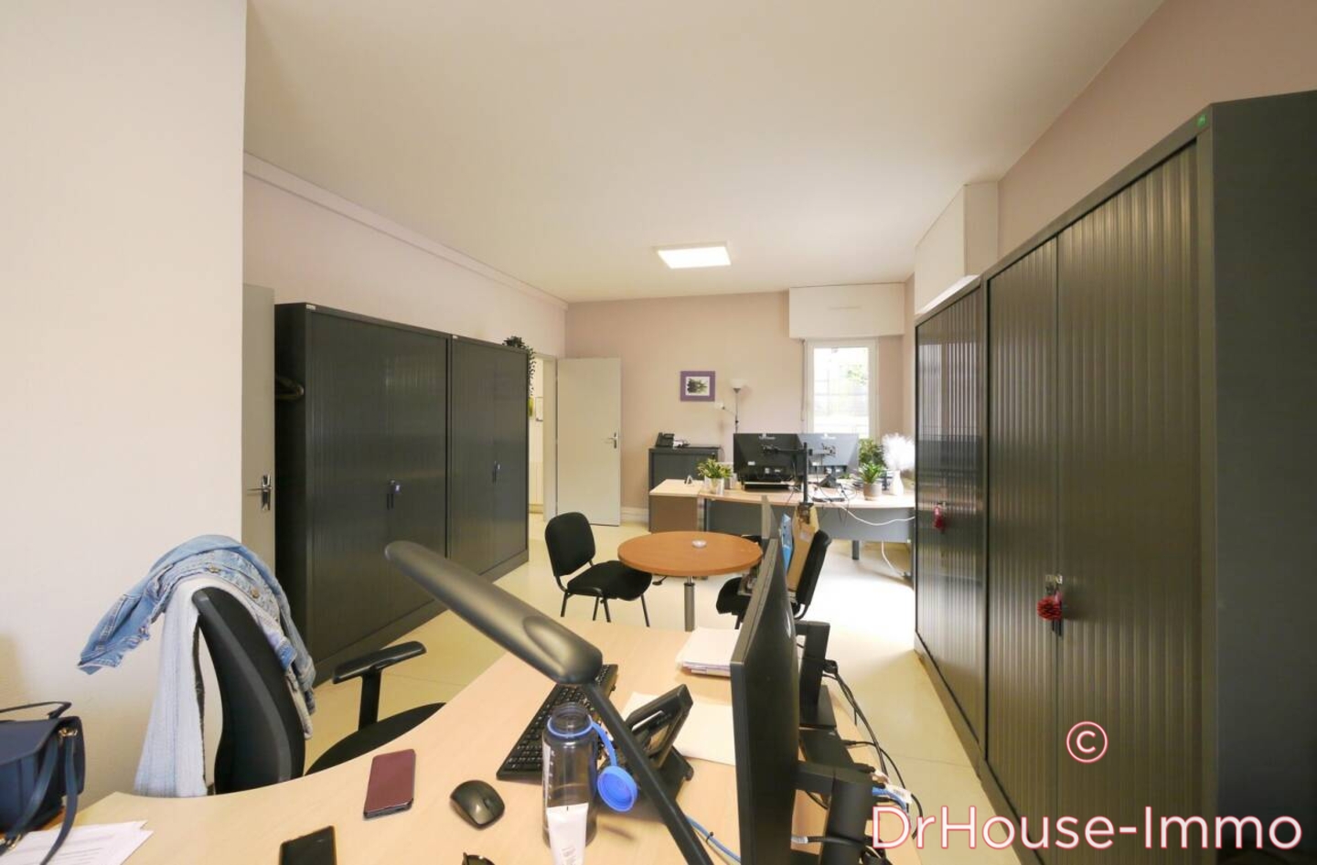 Photo 2 : Vente Bureau 8 pièces Troyes 145 m²