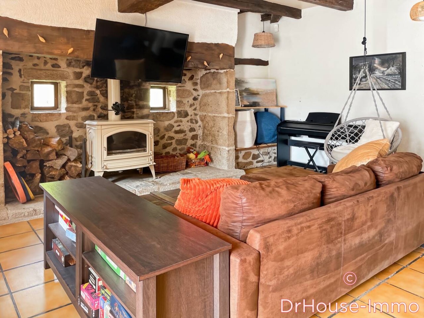 Photo 1 : Vente Maison 6 pièces Monceaux-sur-Dordogne 146 m²
