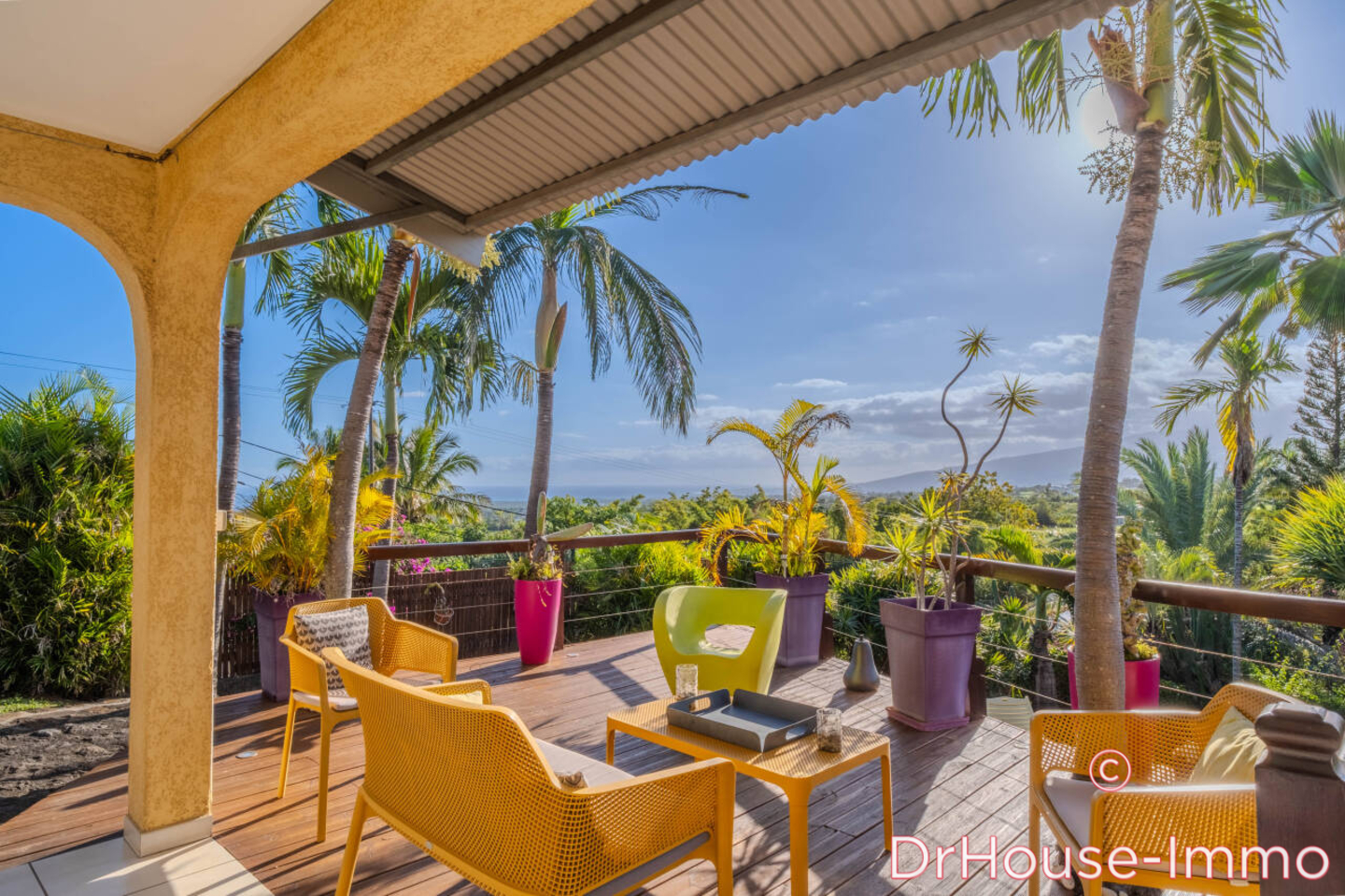 Photo 1 : Vente Maison 7 pièces Saint-Pierre 300 m²