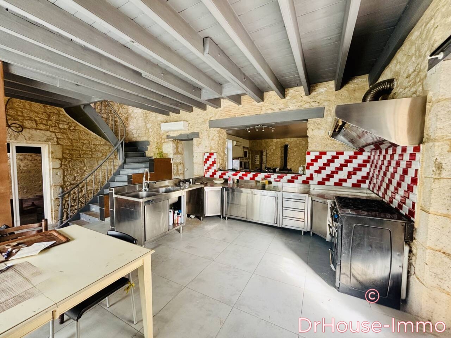 Photo 3 : Vente Château 10 pièces Rouffignac-de-Sigoulès 480 m²