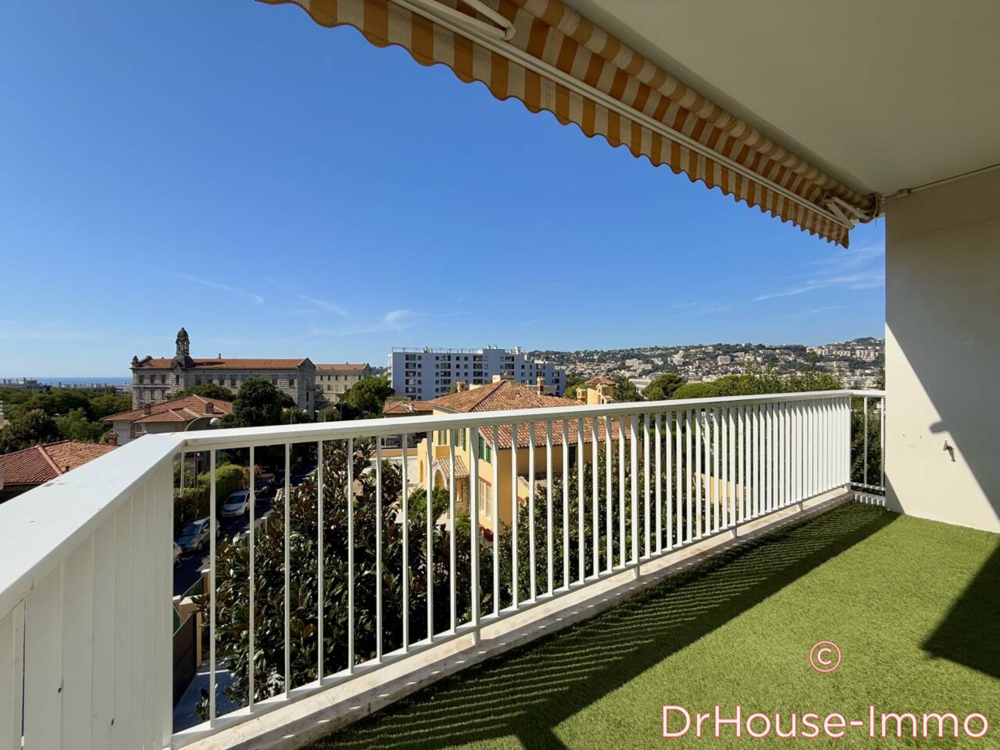 Photo 1 : Vente Appartement 4 pièces Nice 99 m²