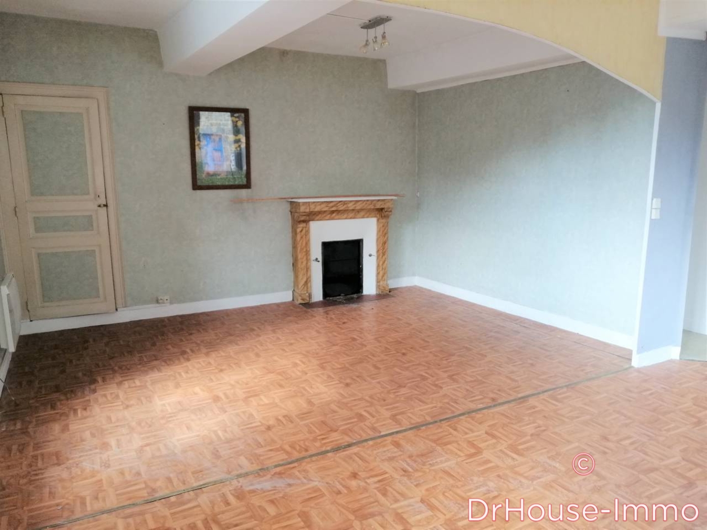 Photo 2 : Vente Immeuble 7 pièces Gorron 155 m²